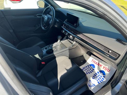 Used 2024 Honda Civic Sport image 11