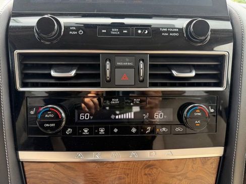 Used 2022 Nissan Armada SL AWD/4WD image 22