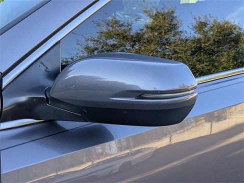 Used 2022 Honda CR-V EX image 12