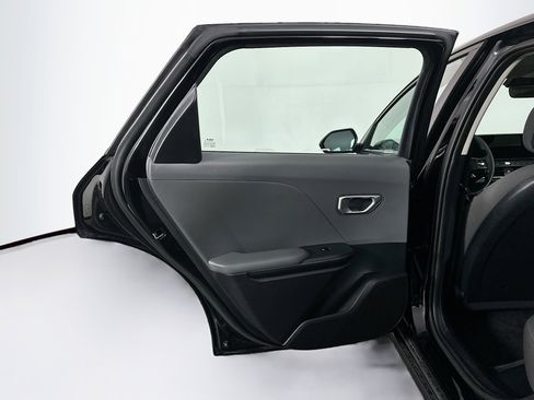 Used 2025 Kia K4 LXS image 26