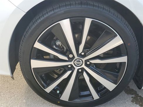 Used 2022 Nissan Altima 2.5 SR image 11