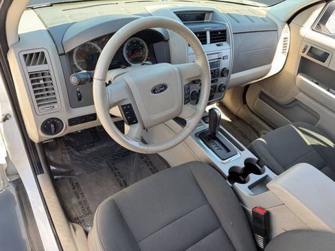 Used 2009 Ford Escape 2WD Hybrid image 4