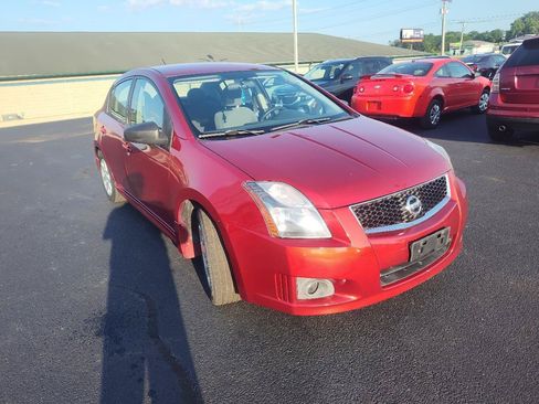 Used 2010 Nissan Sentra 2.0 SR FWD image 2