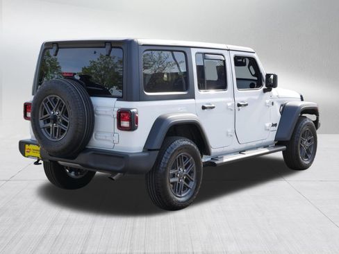 Used 2026 Jeep Wrangler Unlimited Sport AWD/4WD image 7