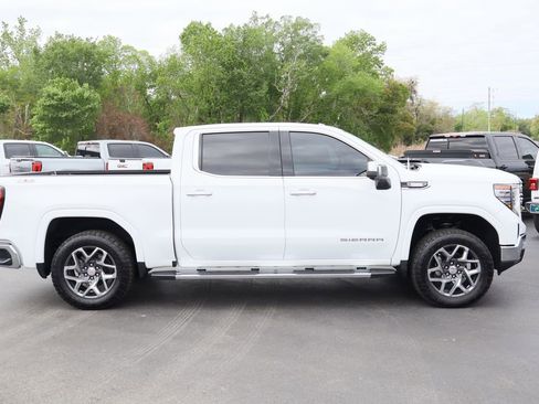 Certified 2024 GMC Sierra 1500 SLT w/ SLT Premium Plus Package AWD/4WD image 10