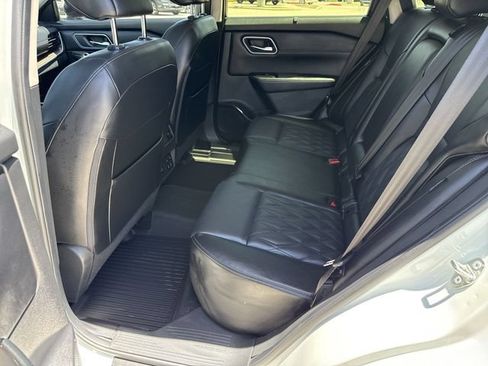 Used 2026 Nissan Rogue Platinum w/ Platinum Premium Package AWD/4WD image 16
