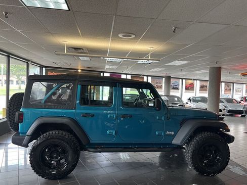 Used 2020 Jeep Wrangler Unlimited Sport image 5