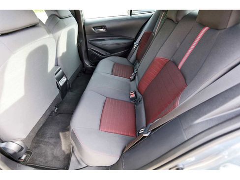 Used 2025 Toyota Corolla SE image 12