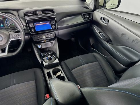 Used 2019 Nissan Leaf SV image 28