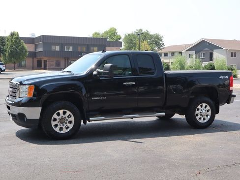 Used 2011 GMC Sierra 2500 SLT w/ SLT Convenience Package AWD/4WD image 10