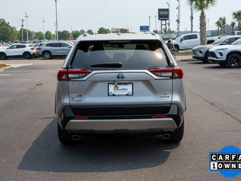 Used 2023 Toyota RAV4 SE w/ Convenience Package AWD/4WD image 4