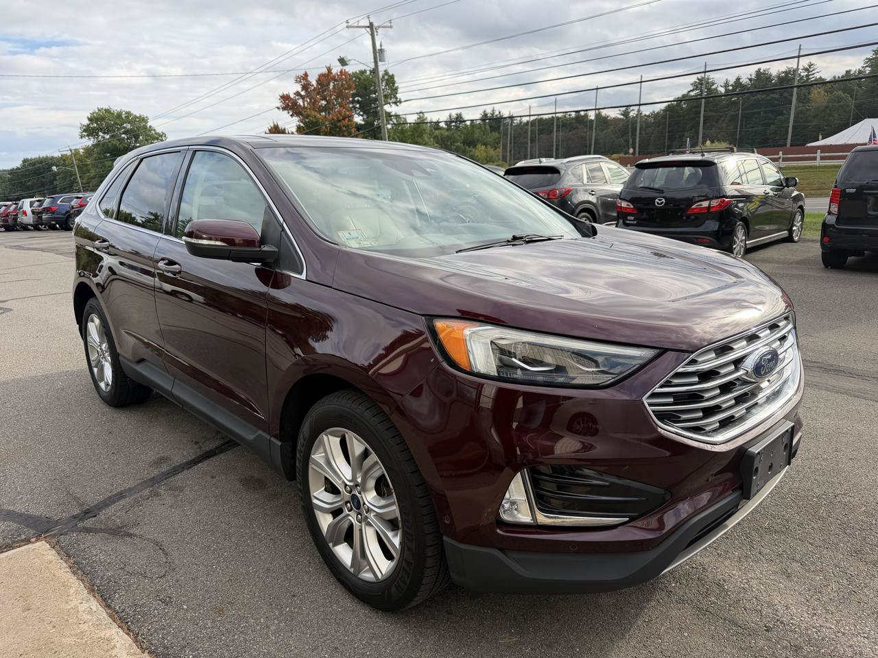 Used 2020 Ford Edge Titanium w/ Equipment Group 301A AWD/4WD image 3