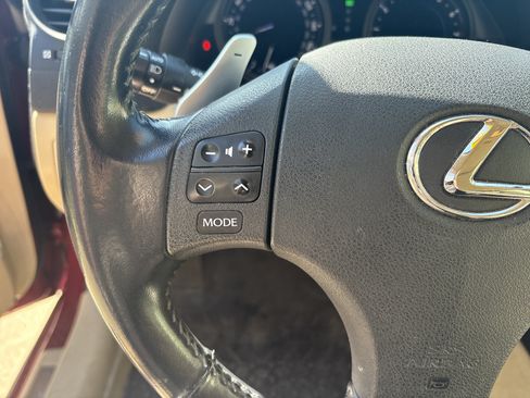 Used 2006 Lexus IS 350 RWD image 19