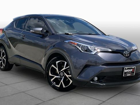 Used 2019 Toyota C-HR Limited FWD image 3