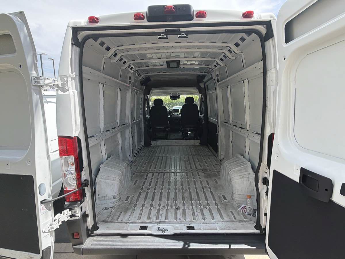 Used 2024 RAM ProMaster 2500 w/ Safety Group FWD image 5