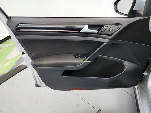 Used 2016 Volkswagen GTI S FWD image 21