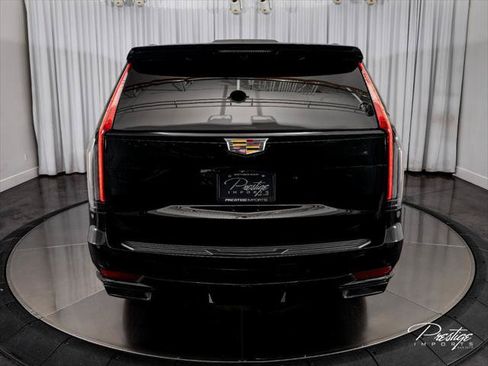 Used 2022 Cadillac Escalade Sport w/ Touring Package AWD/4WD image 11