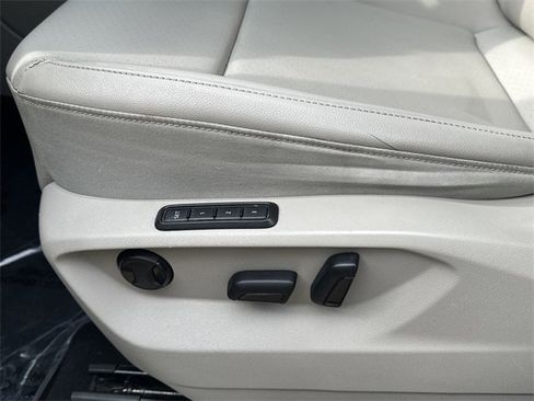 Used 2019 Volkswagen Atlas SEL image 17