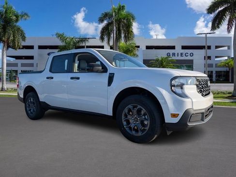 New 2025 Ford Maverick XLT w/ XLT Luxury Package FWD image 1