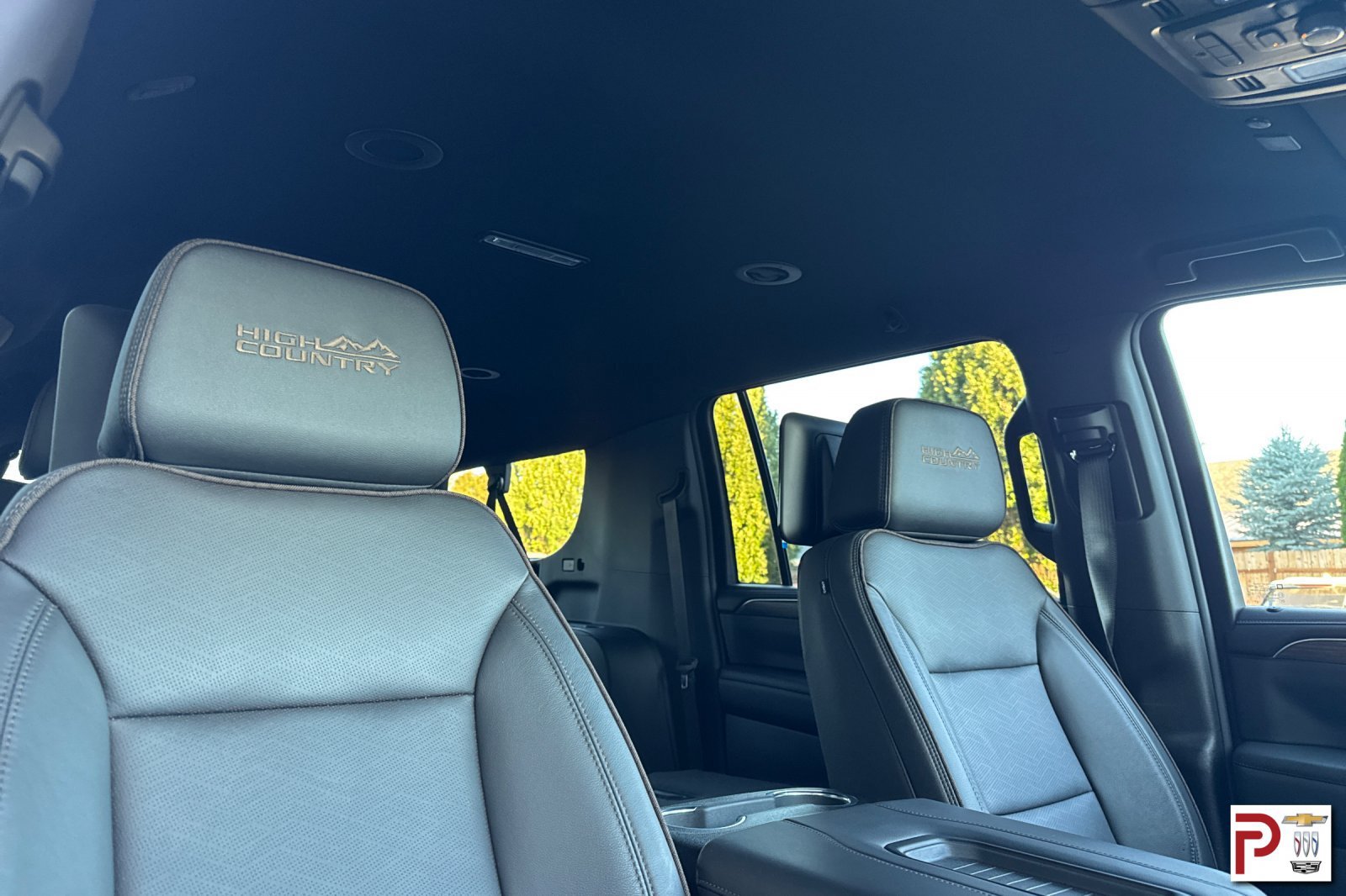 Used 2023 Chevrolet Suburban High Country AWD/4WD image 22