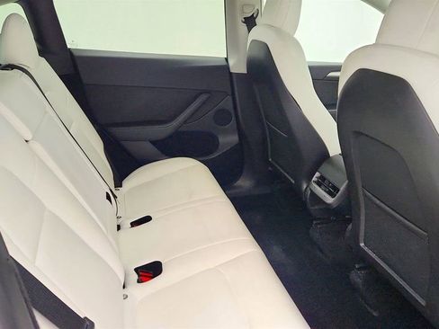 Used 2023 Tesla Model Y Long Range image 26