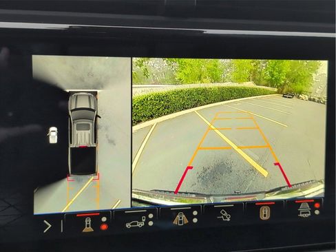 Used 2024 GMC Sierra 1500 AT4 w/ AT4 Premium Package image 23