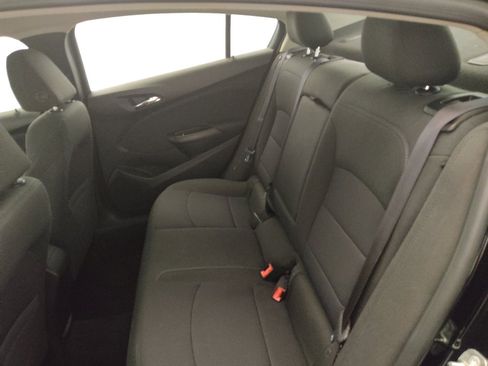 Used 2016 Chevrolet Cruze LT w/ Convenience Package FWD image 18