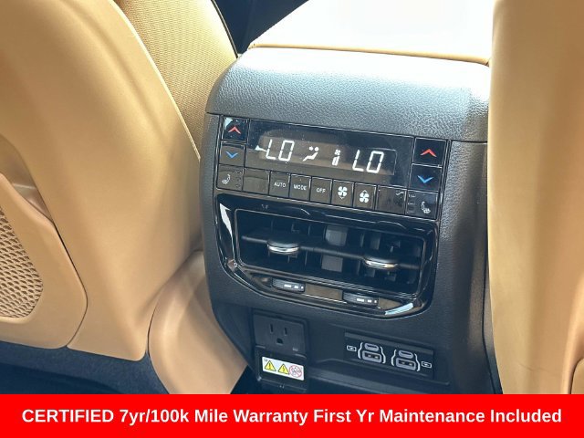 Certified 2024 Jeep Grand Cherokee L Summit AWD/4WD image 13