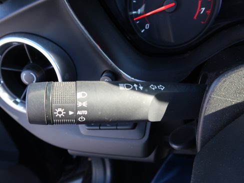 Used 2019 Chevrolet Camaro SS image 23