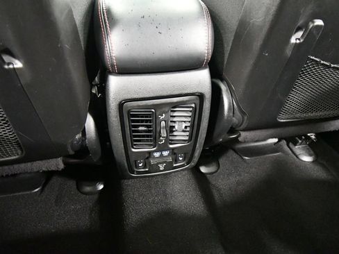 Used 2021 Dodge Durango R/T w/ Blacktop Package AWD/4WD image 16