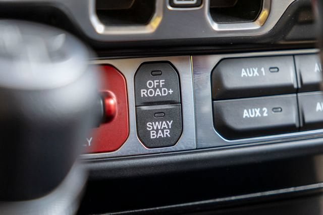 Used 2024 Jeep Wrangler Unlimited Rubicon AWD/4WD image 24