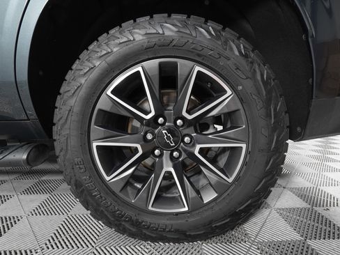 Used 2021 Chevrolet Tahoe Z71 AWD/4WD image 32