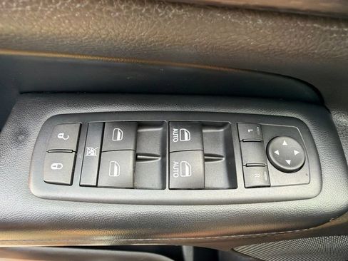 Used 2016 Jeep Grand Cherokee Laredo w/ Quick Order Package 23E AWD/4WD image 41