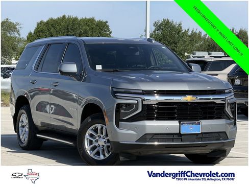 Certified 2025 Chevrolet Tahoe LS RWD image 2