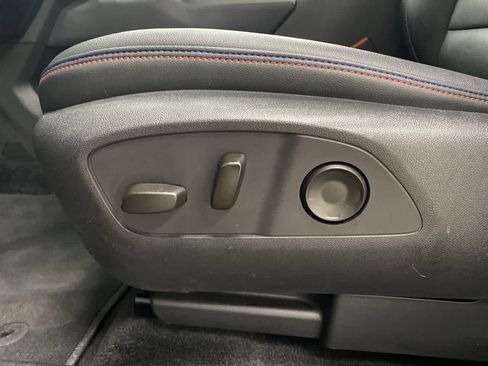 Used 2024 Chevrolet Equinox EV RS image 16