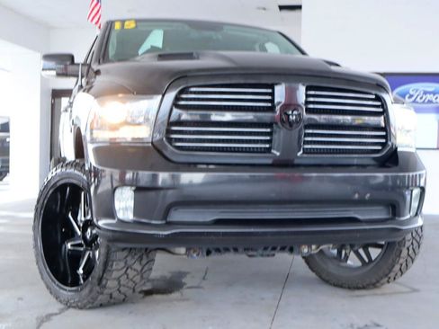 Used 2016 RAM 1500 Sport w/ Black Ram 1500 Sport Group AWD/4WD image 2