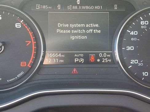 Certified 2023 Audi Q5 2.0T Premium w/ Convenience Package image 13