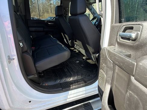 Used 2023 GMC Sierra 3500 Pro w/ Convenience Package image 22