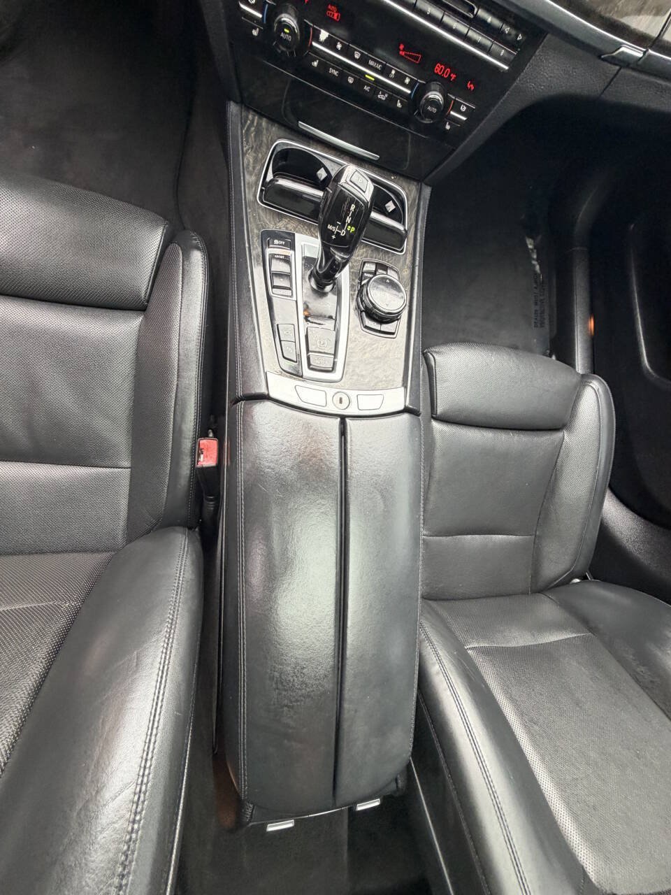 Used 2014 BMW 750Li RWD image 30