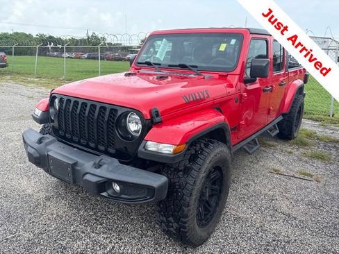 Used 2023 Jeep Gladiator Sport AWD/4WD image 1