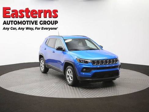 Used 2024 Jeep Compass Latitude AWD/4WD image 48