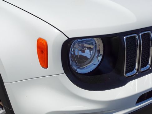 Used 2020 Jeep Renegade Sport w/ Sport Appearance Group AWD/4WD image 2
