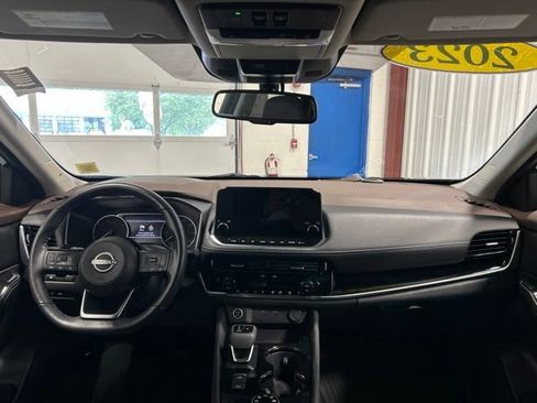 Used 2023 Nissan Rogue SL w/ SL Premium Package AWD/4WD image 16
