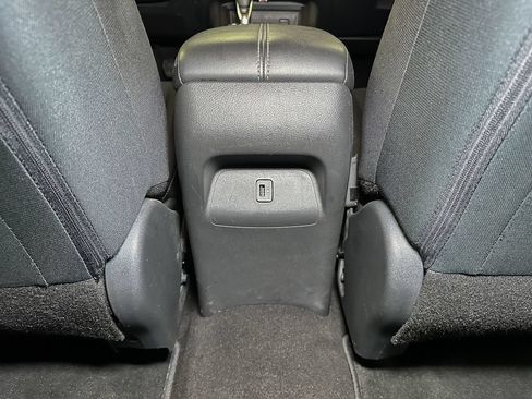 Used 2024 Nissan Sentra SV FWD image 24