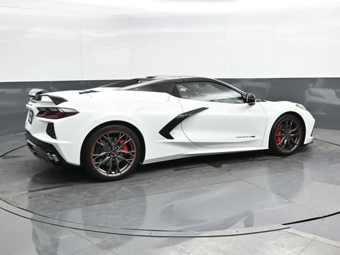 Used 2023 Chevrolet Corvette Stingray Premium Conv w/ Z51 Performance Package RWD image 2