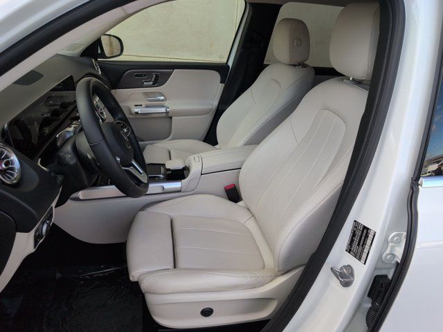 Used 2021 Mercedes-Benz GLB 250 w/ Premium Package image 16