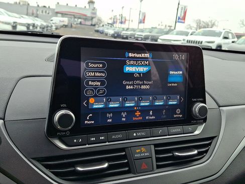 Used 2023 Nissan Altima 2.5 SR image 16