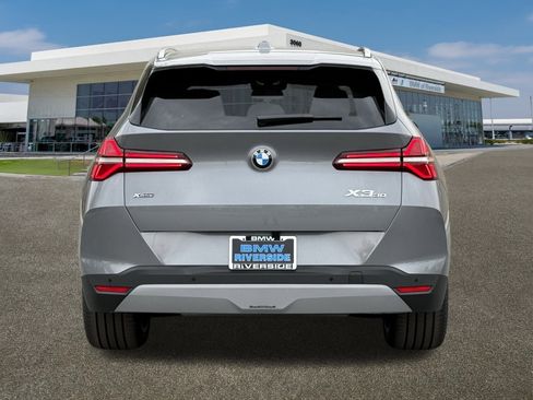 New 2026 BMW X3 xDrive30 w/ Premium Package image 9