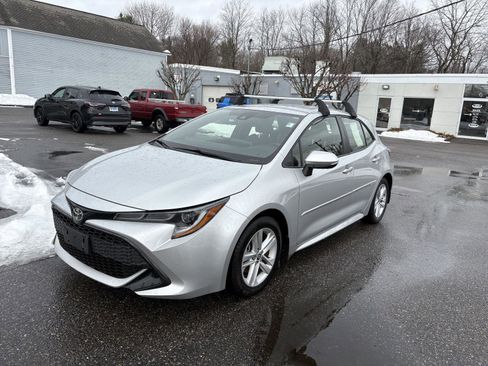 Used 2022 Toyota Corolla SE image 3