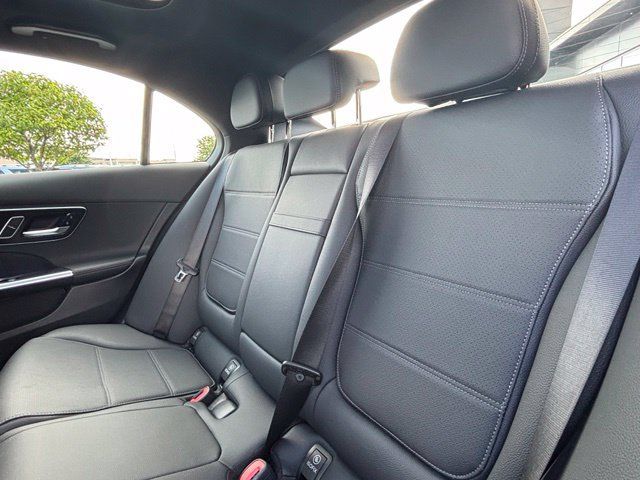 New 2026 Mercedes-Benz C 300 4MATIC Sedan image 32